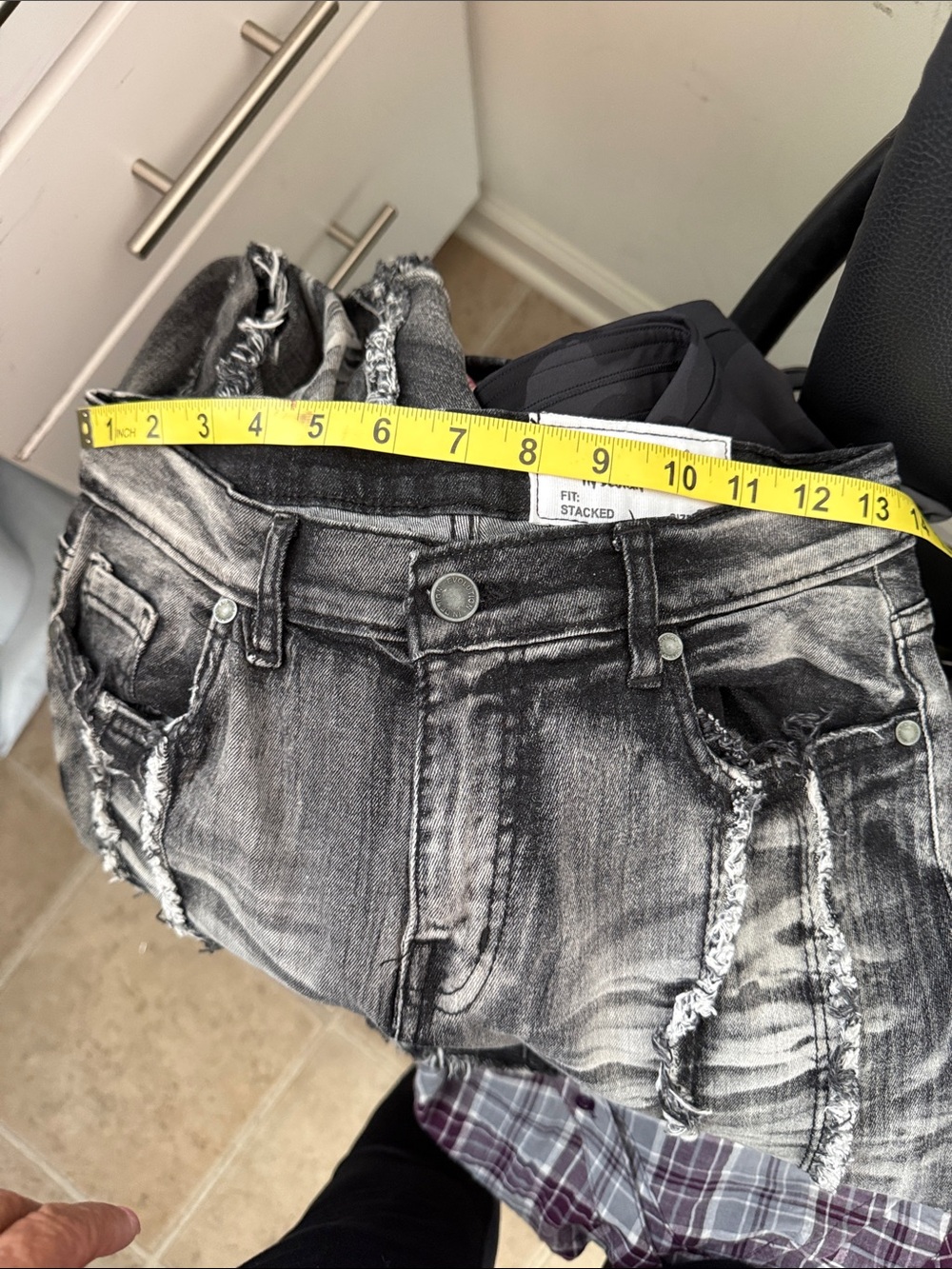 Evolution In Design Women’s Distressed Grey Jeans - Unbranded - Picture 12 of 12